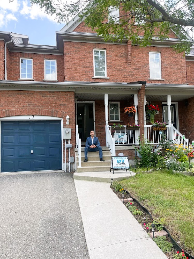 Udit Gupta, Toronto Condo Real Estate Agent | Specializing in Rent, Buy, and Sell